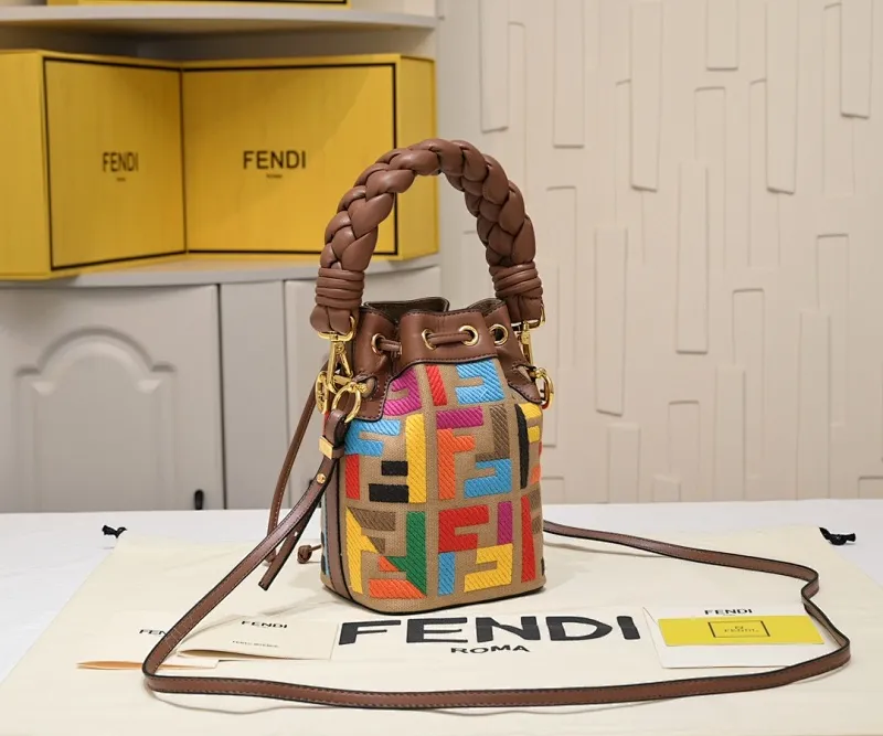 All Categories Official Website "Brand Women's Bags" Women's Bags 💙 FENDI 2025 New Fendi Bucket Bag