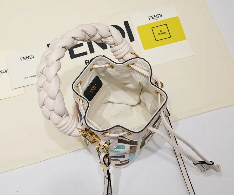 All Categories Official Website "Brand Women's Bags" Women's Bags 💙 FENDI 2025 New Fendi Bucket Bag