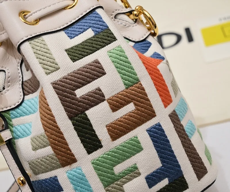 All Categories Official Website "Brand Women's Bags" Women's Bags 💙 FENDI 2025 New Fendi Bucket Bag