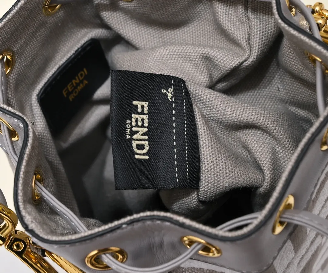 All Categories Official Website "Brand Women's Bags" Women's Bags 💙 FENDI 2025 New Fendi Bucket Bag