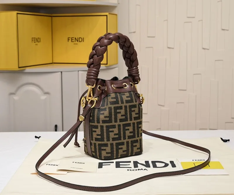All Categories Official Website "Brand Women's Bags" Women's Bags 💙 FENDI 2025 New Fendi Bucket Bag