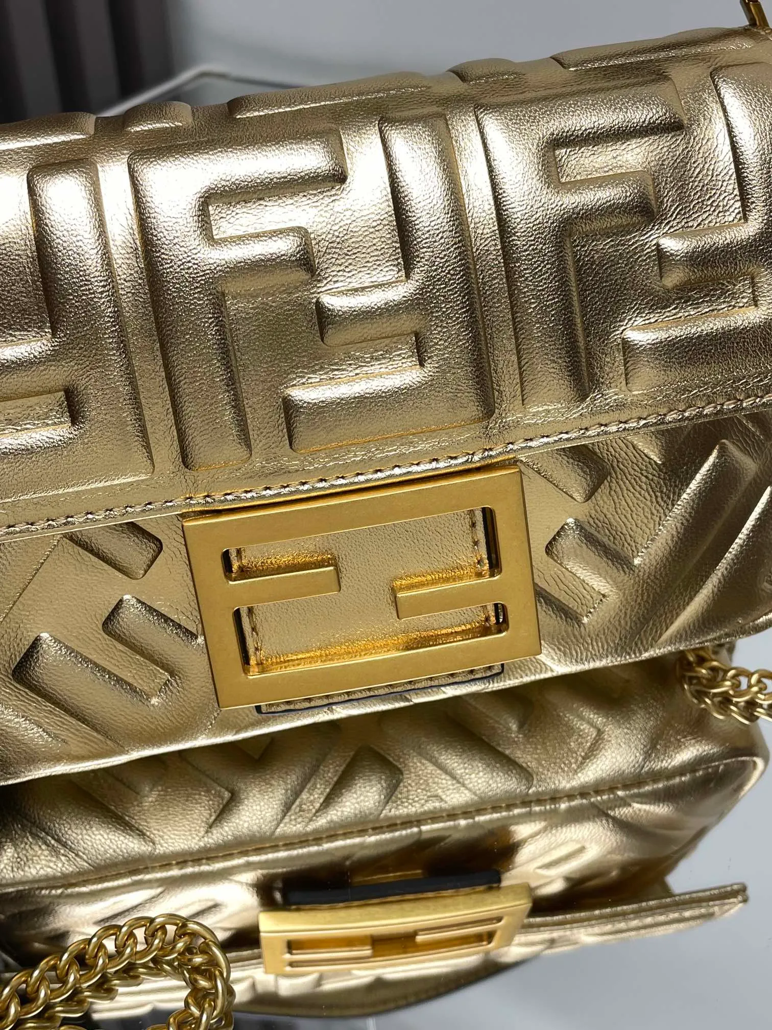 All Categories Fendi Women's Bags (Fendi) Fendi Original Order 52039 Gold and Silver