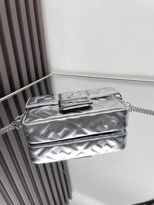 All Categories Fendi Women's Bags (Fendi) Fendi Original Order 52039 Gold and Silver