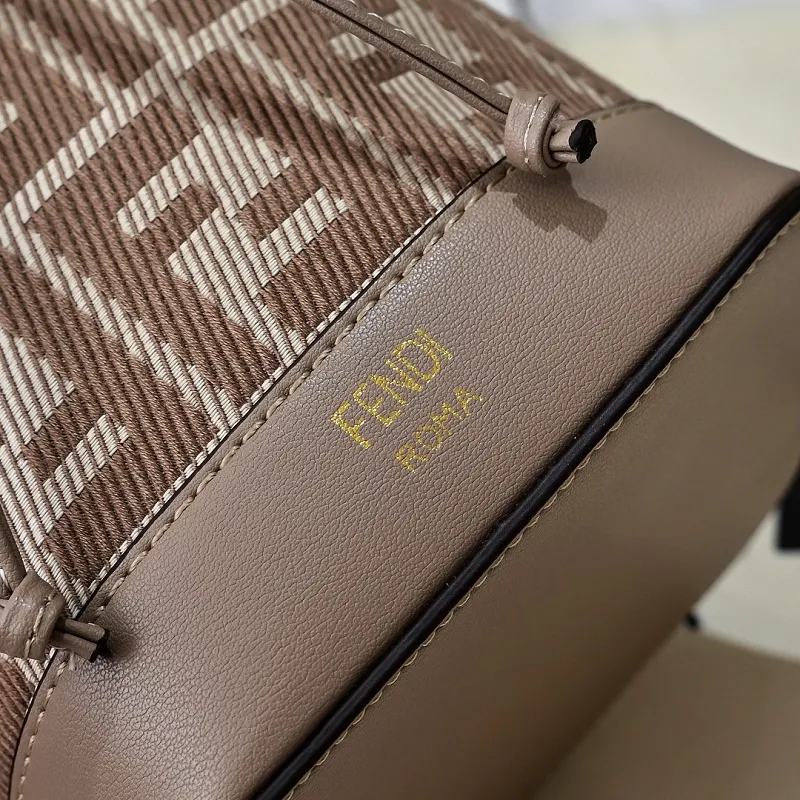 All Categories Fendi Women's Bags (Fendi) Fendi 4405