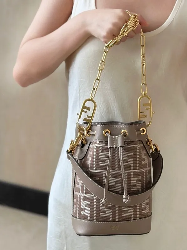 All Categories Fendi Women's Bags (Fendi) Fendi 4405