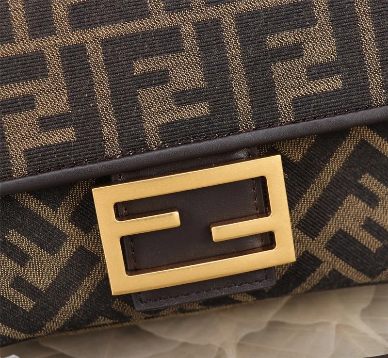 All Categories Fendi Women's Bags (Fendi) Fendi Original Size 7001 Medium