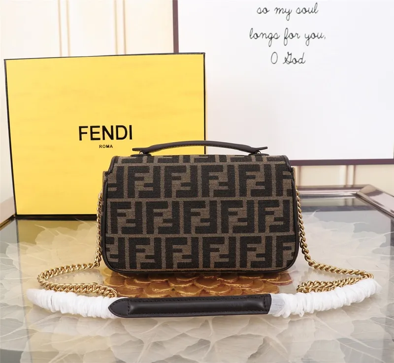All Categories Fendi Women's Bags (Fendi) Fendi Original Size 7001 Medium
