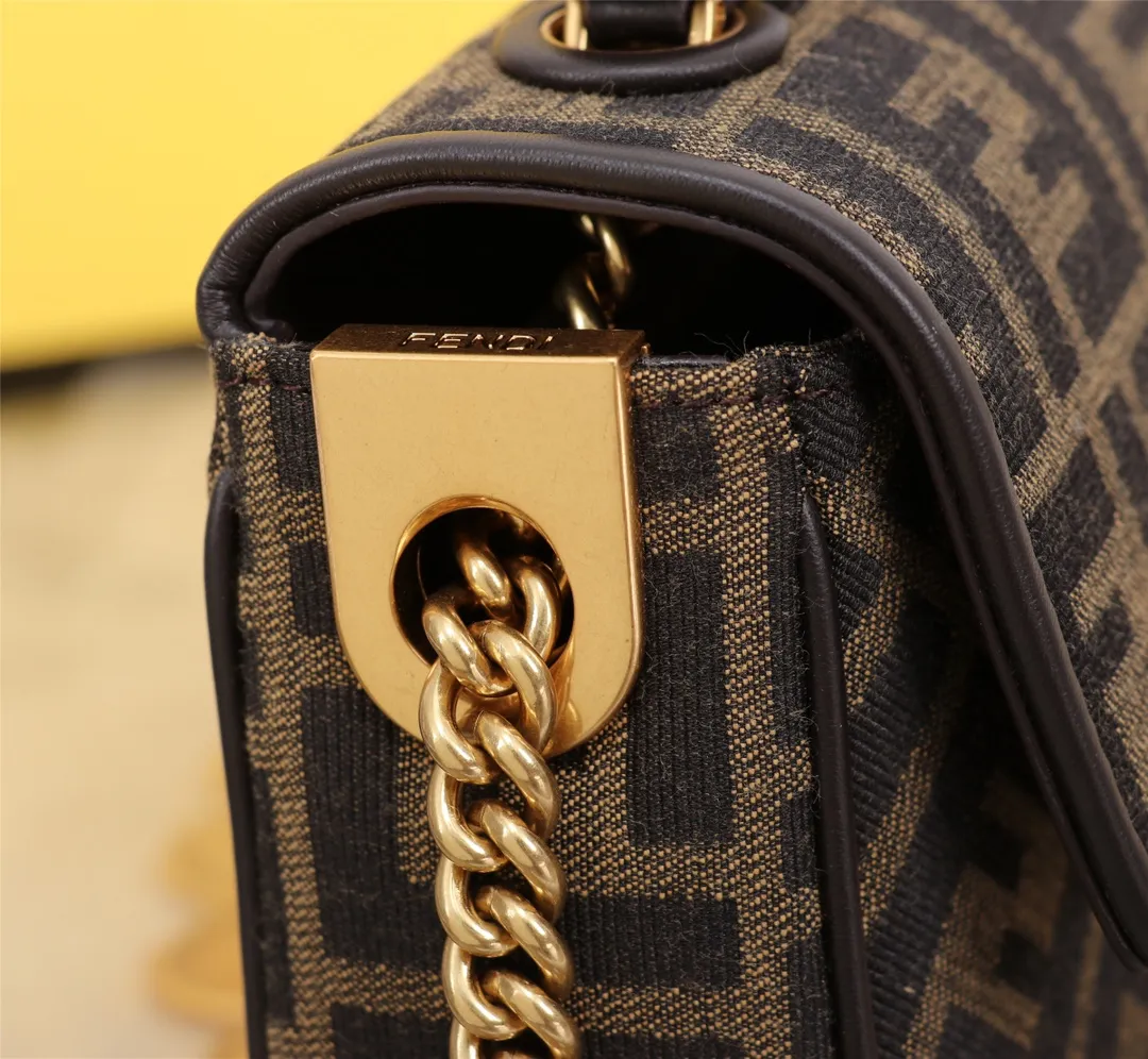 All Categories Fendi Women's Bags (Fendi) Fendi Original Size 7001 Medium
