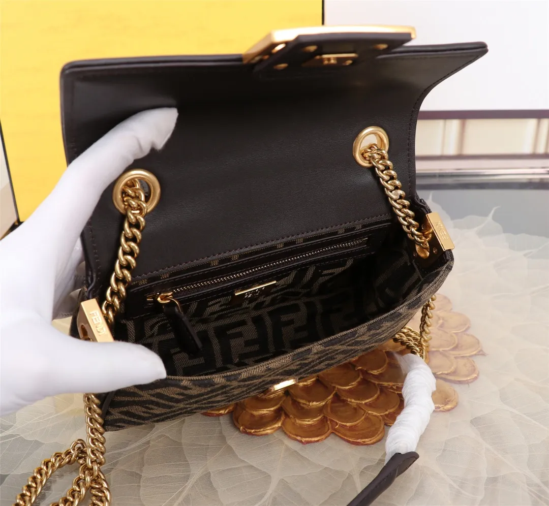 All Categories Fendi Women's Bags (Fendi) Fendi Original Size 7001 Medium