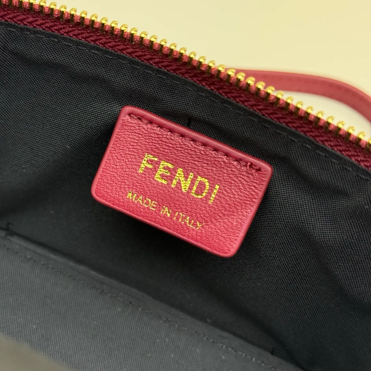 All Categories Fendi Women's Bags (Fendi) Fendi F8025