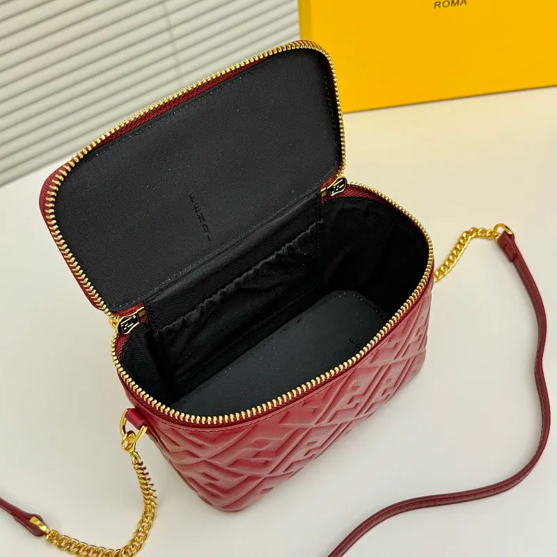 All Categories Fendi Women's Bags (Fendi) Fendi F8025