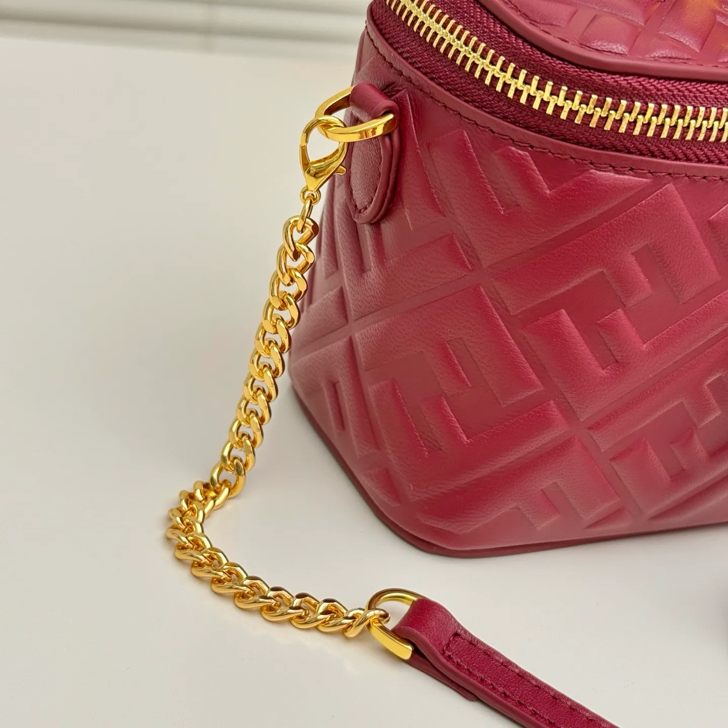 All Categories Fendi Women's Bags (Fendi) Fendi F8025