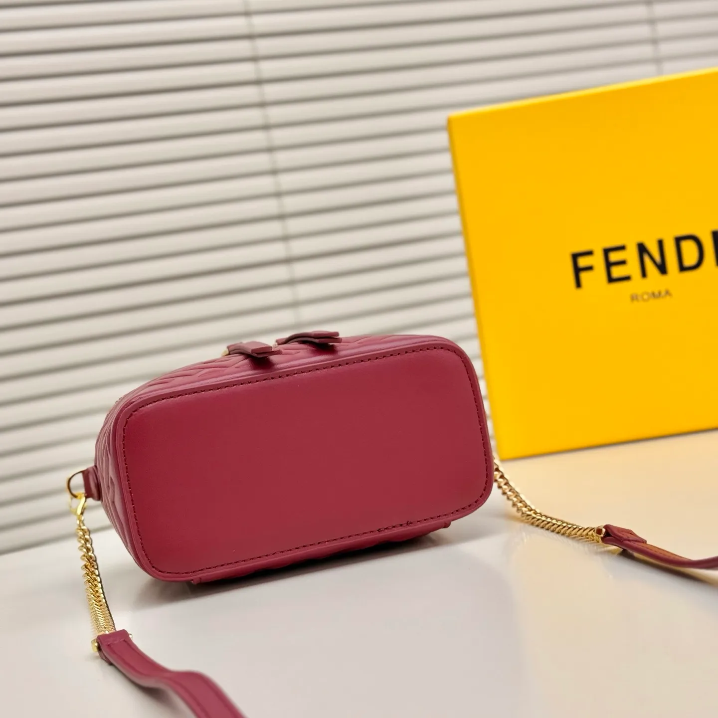 All Categories Fendi Women's Bags (Fendi) Fendi F8025