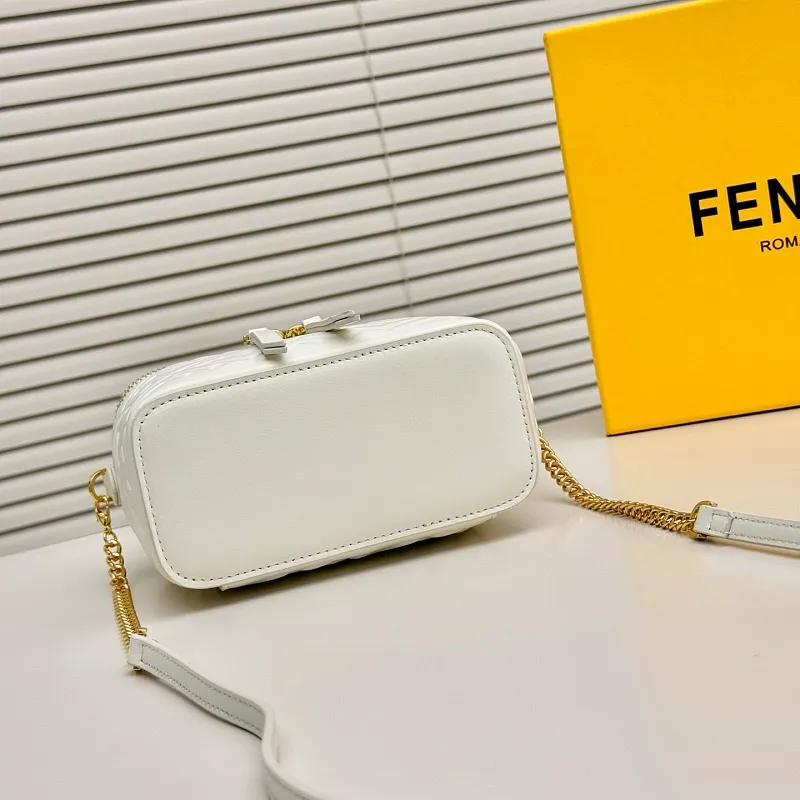 All Categories Fendi Women's Bags (Fendi) Fendi F8025