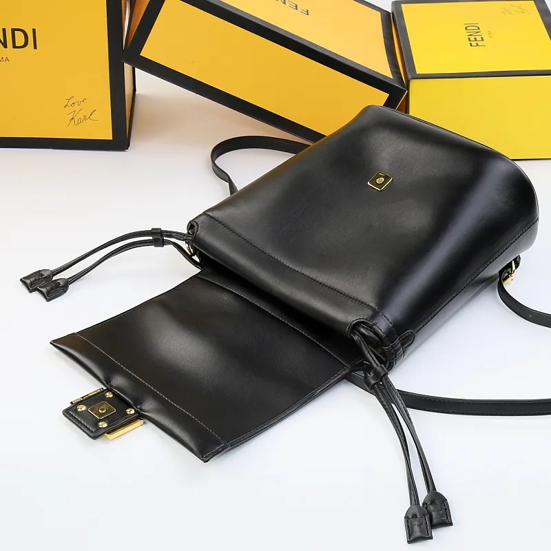 All Categories Fendi Women's Bags (Fendi) Fendi 2412