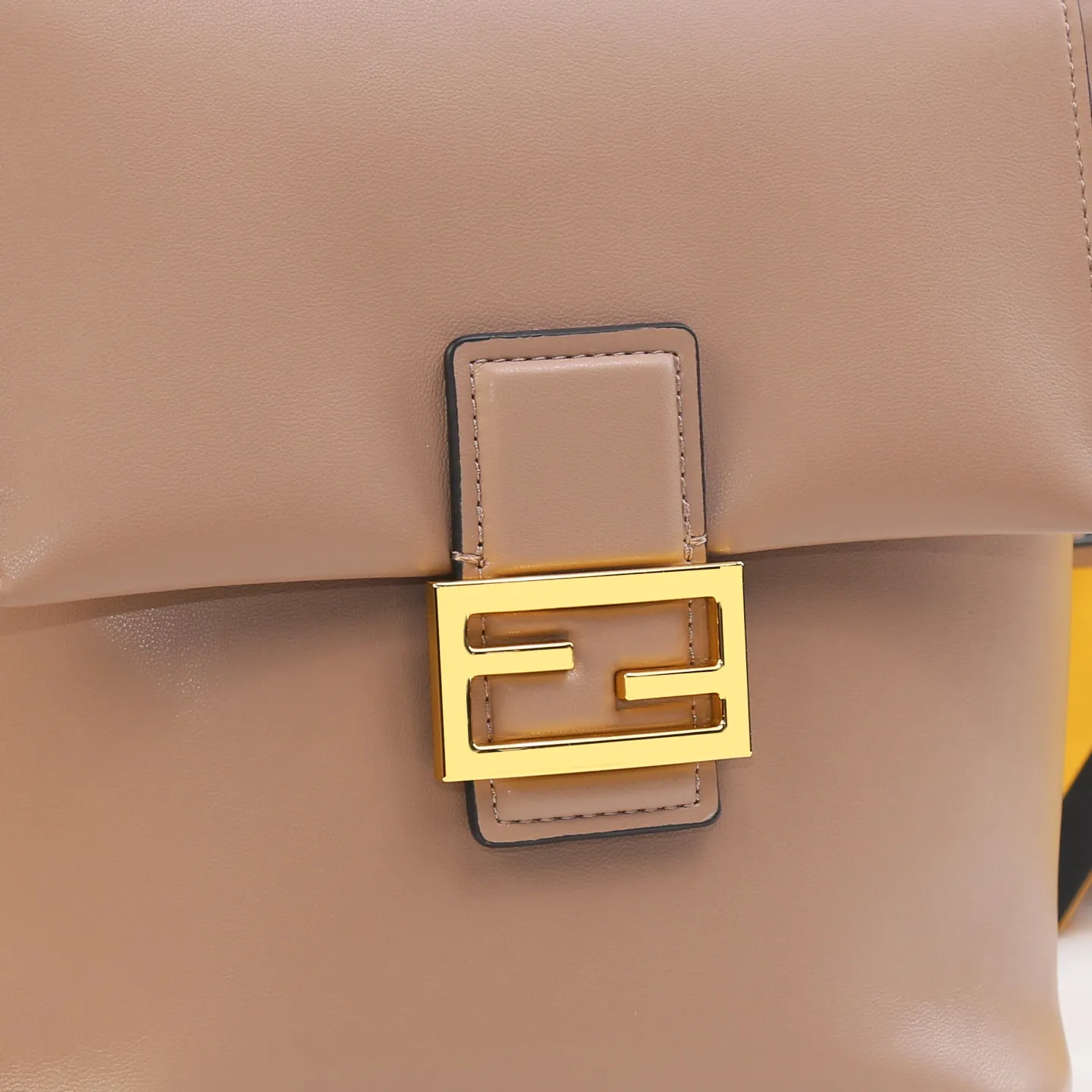 All Categories Fendi Women's Bags (Fendi) Fendi 2412