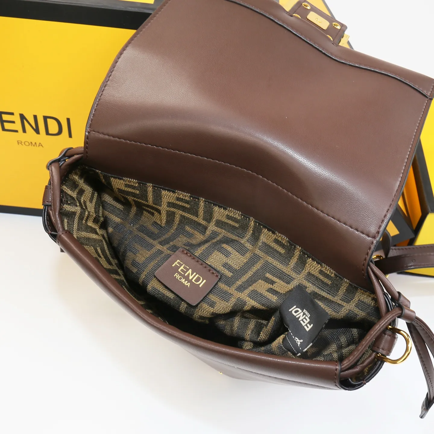 All Categories Fendi Women's Bags (Fendi) Fendi 2412