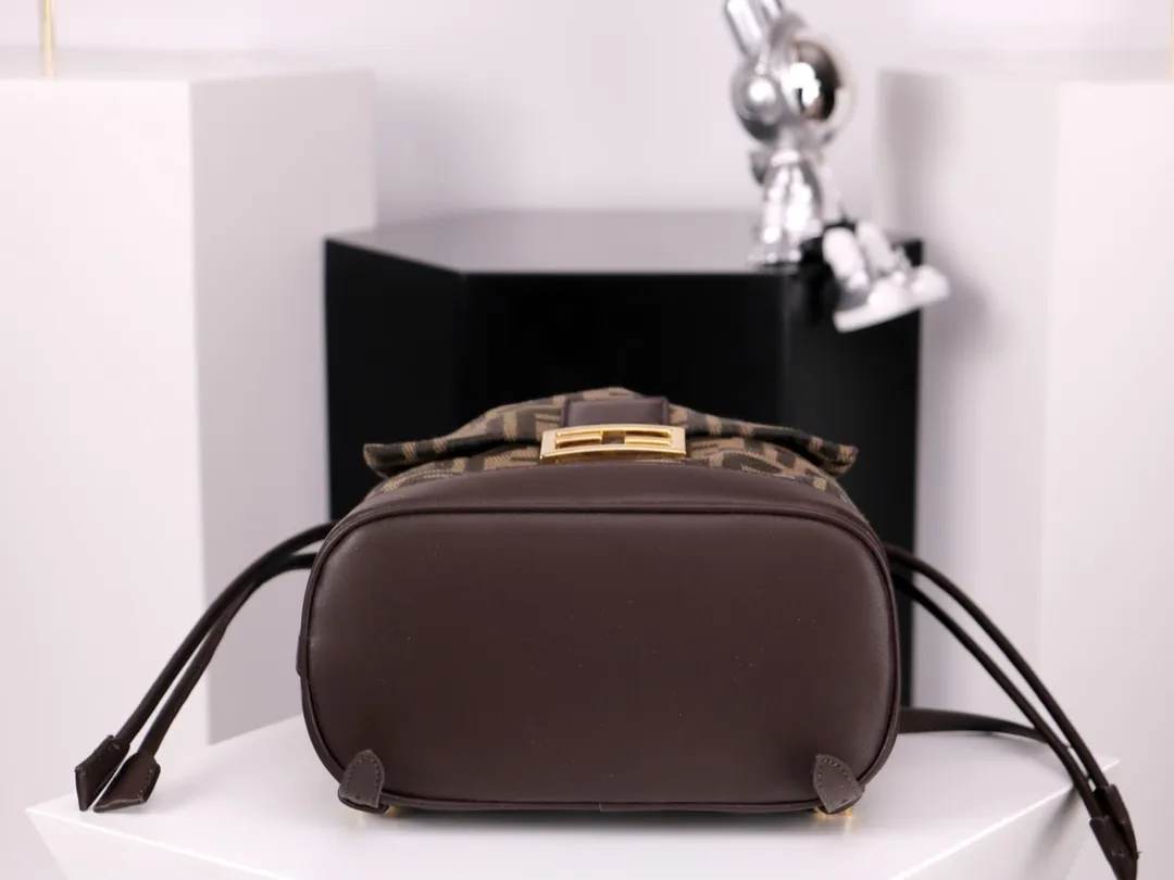 All Categories Fendi Women's Bags (Fendi) Fendi 33211