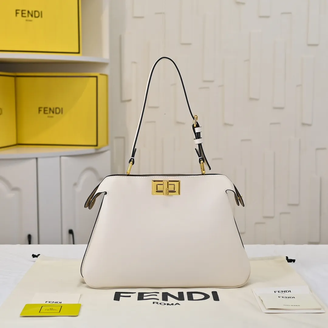 All Categories Fendi Women's Bags (Fendi) Fendi 8803