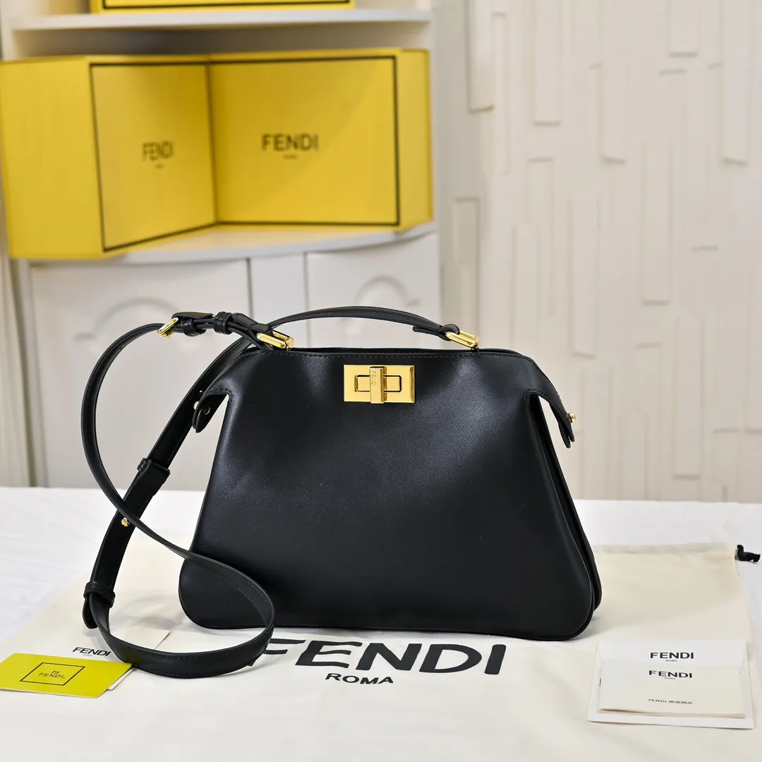 All Categories Fendi Women's Bags (Fendi) Fendi 8803