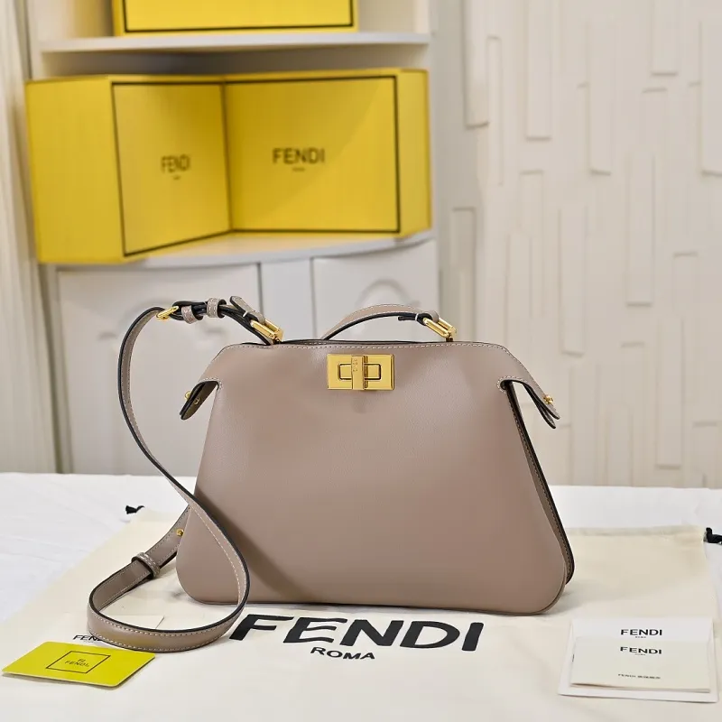 All Categories Fendi Women's Bags (Fendi) Fendi 8803
