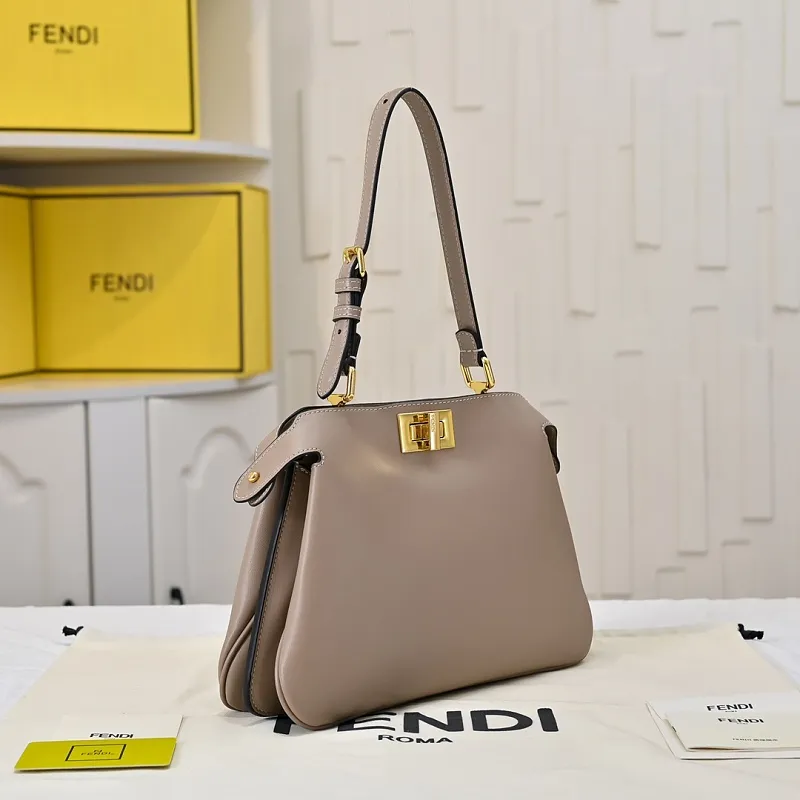 All Categories Fendi Women's Bags (Fendi) Fendi 8803