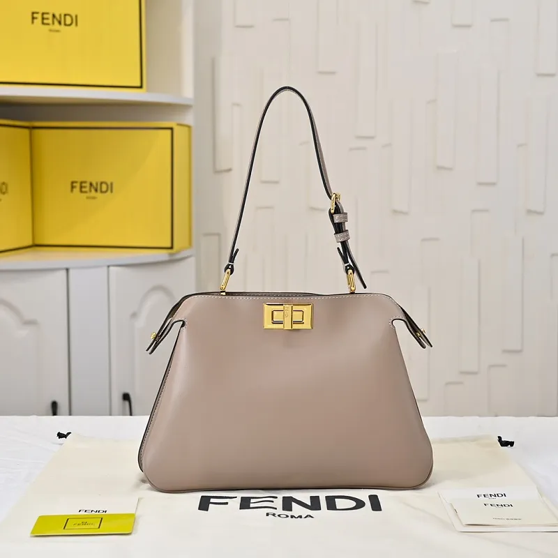 All Categories Fendi Women's Bags (Fendi) Fendi 8803