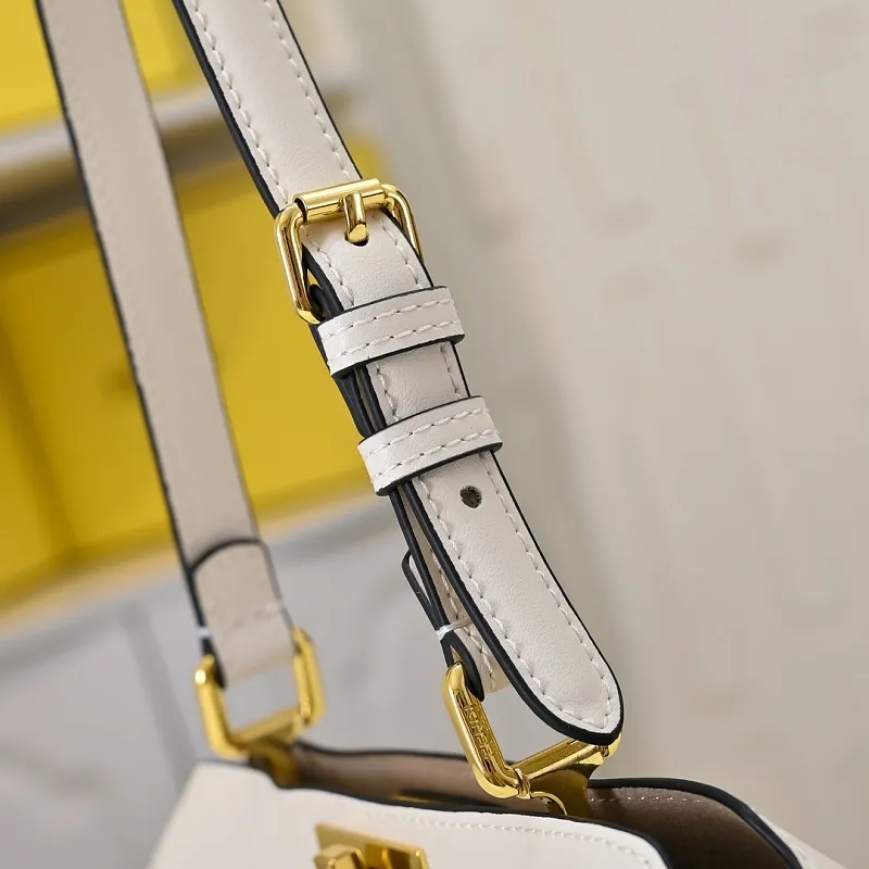 All Categories Fendi Women's Bags (Fendi) Fendi 8803