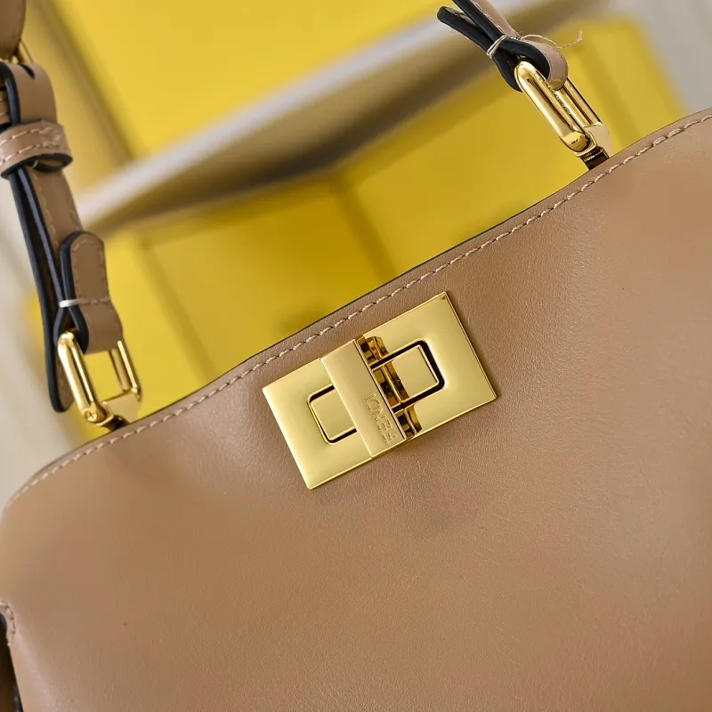 All Categories Fendi Women's Bags (Fendi) Fendi 8803