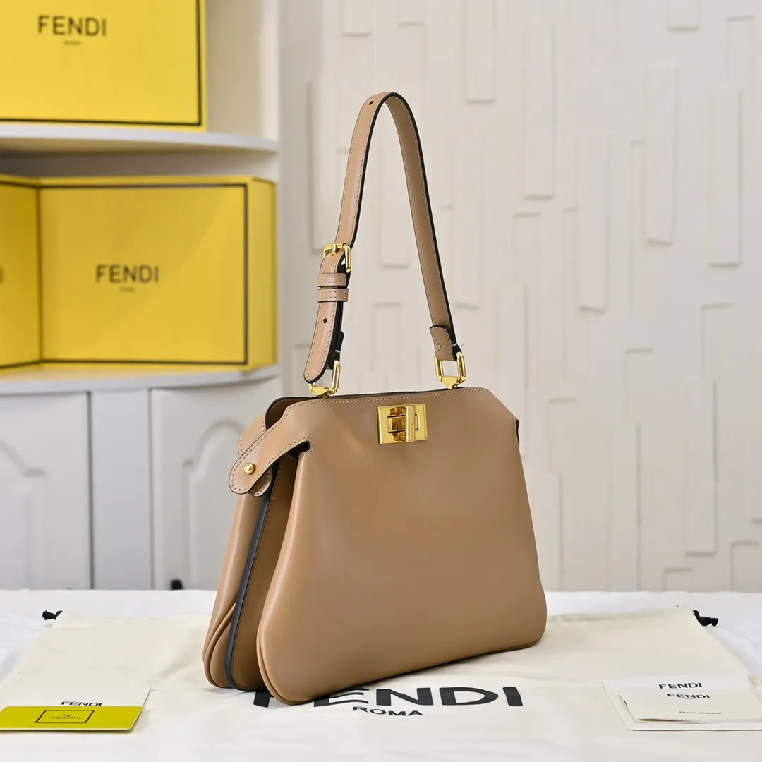 All Categories Fendi Women's Bags (Fendi) Fendi 8803