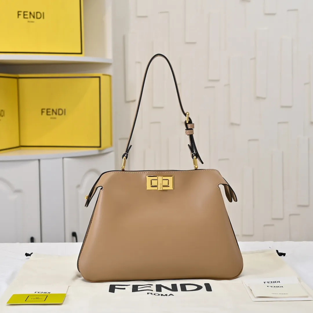 All Categories Fendi Women's Bags (Fendi) Fendi 8803