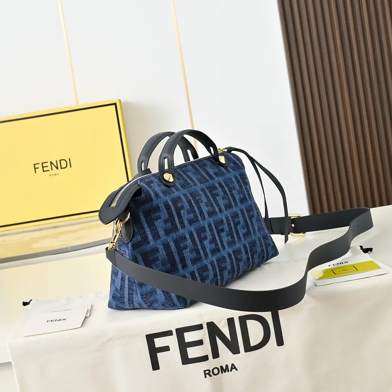 All Categories Fendi Women's Bags (Fendi) Fendi 1104 Large