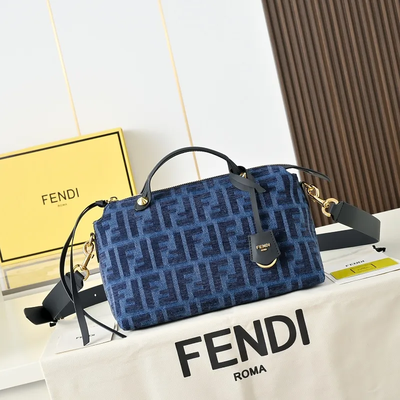 All Categories Fendi Women's Bags (Fendi) Fendi 1104 Large
