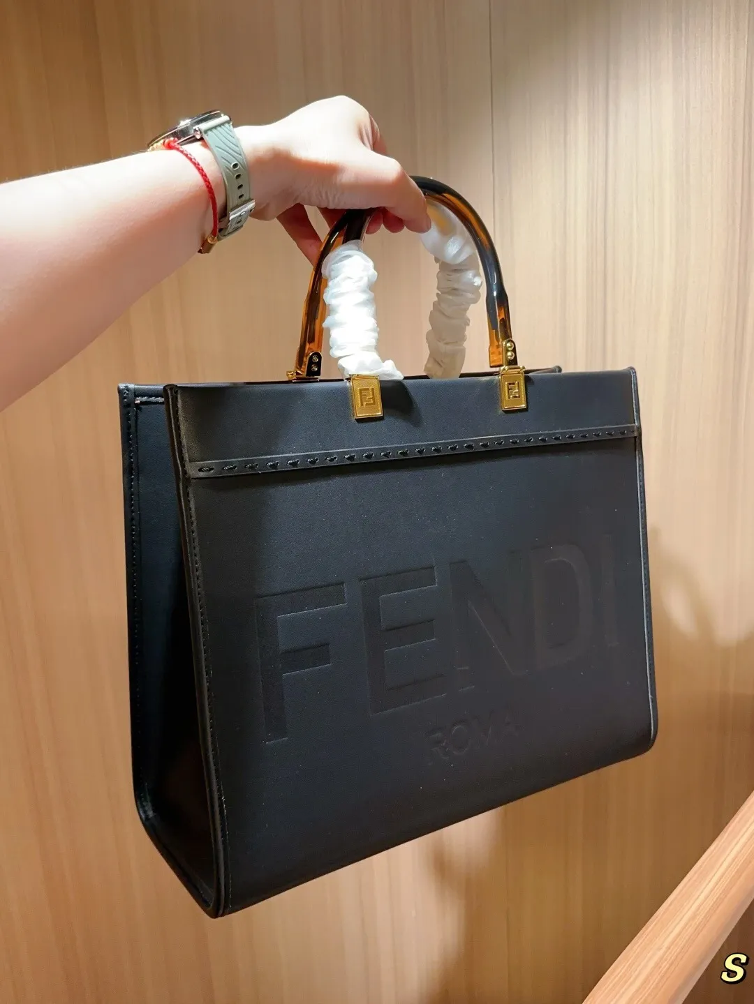 All Categories Official Website "Brand Women's Bags" Women's Bags 💙 FENDI 2025 New Fendi Handbags