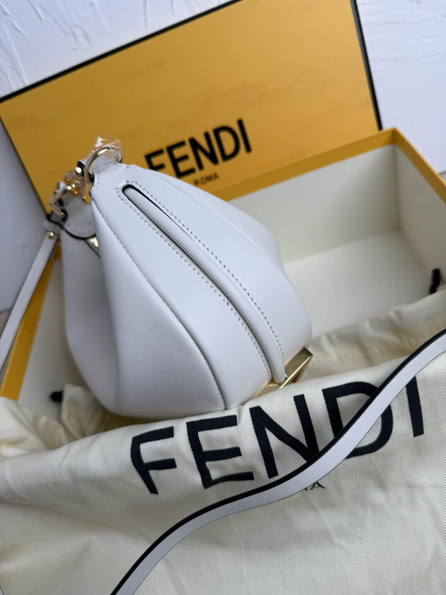 All Categories Fendi Women's Bags (Fendi) Fendi Original Order 831 Small