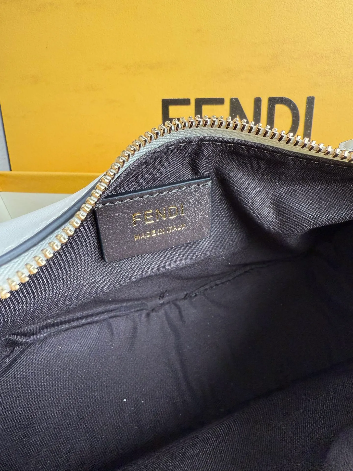 All Categories Fendi Women's Bags (Fendi) Fendi Original Order 831 Small