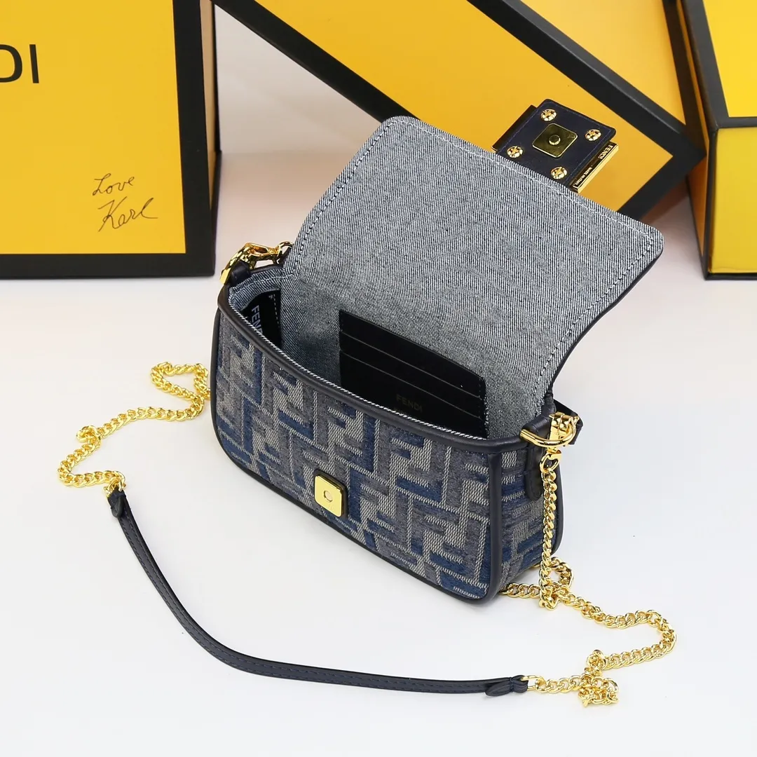 All Categories Official Website "Brand Women's Bags" Women's Bags 💙 FENDI 2025 New Fendi Crossbody Bag