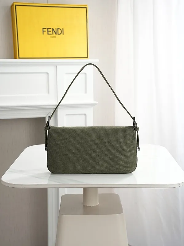 All Categories Fendi Women's Bags (Fendi) Fendi 7702
