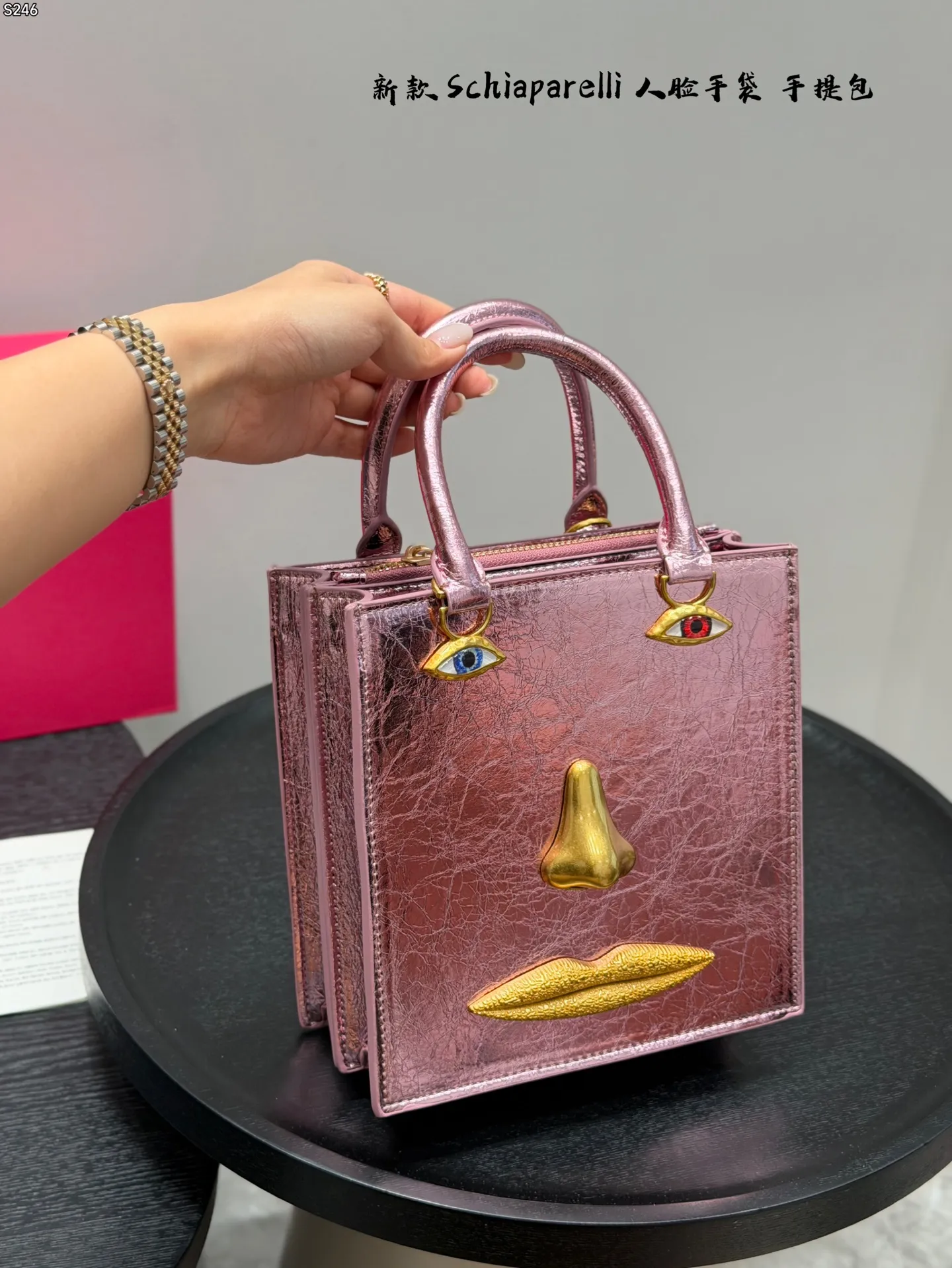 All Categories Official Website "Brand Women's Bags" Women's Bags 💙 FENDI 2026 New Fendi Crossbody Bag