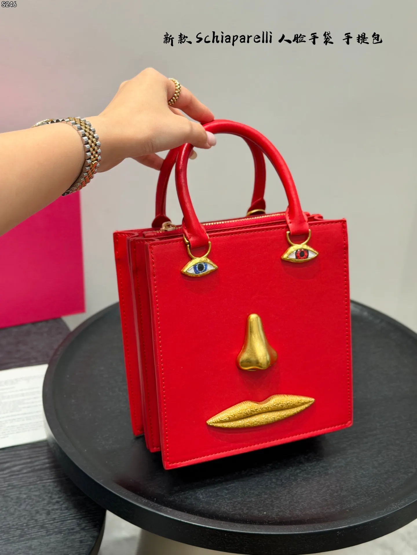 All Categories Official Website "Brand Women's Bags" Women's Bags 💙 FENDI 2026 New Fendi Crossbody Bag
