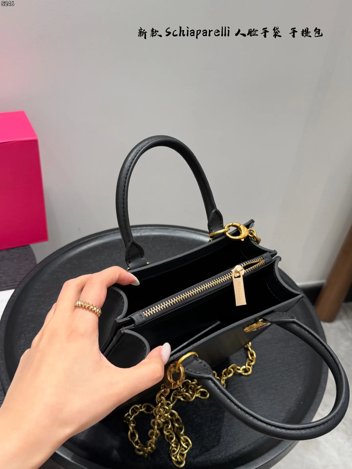 All Categories Official Website "Brand Women's Bags" Women's Bags 💙 FENDI 2026 New Fendi Crossbody Bag