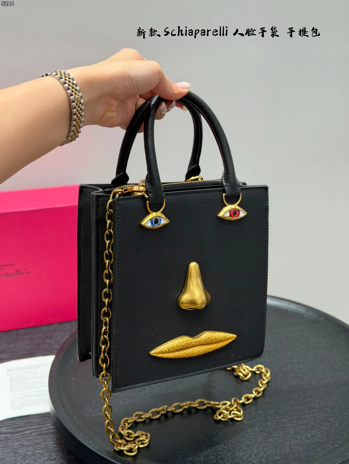 All Categories Official Website "Brand Women's Bags" Women's Bags 💙 FENDI 2026 New Fendi Crossbody Bag