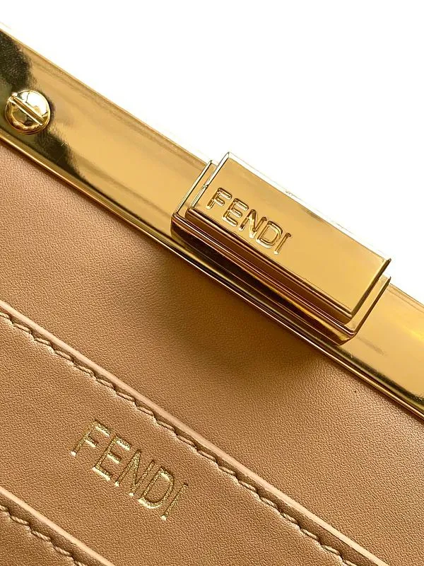 All Categories Fendi Women's Bags (Fendi) Fendi 5502