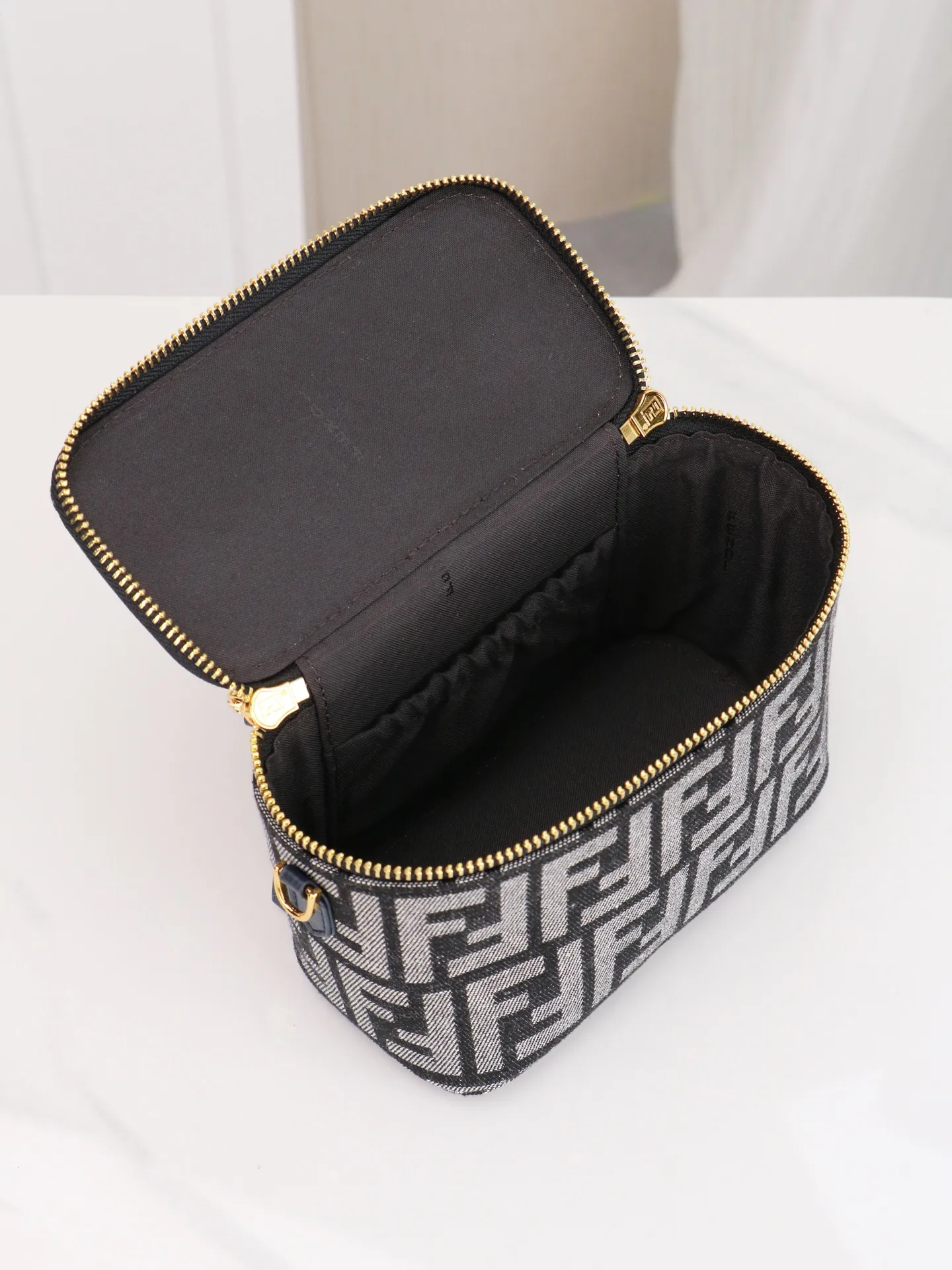 All Categories Fendi Women's Bags (Fendi) Fendi 168