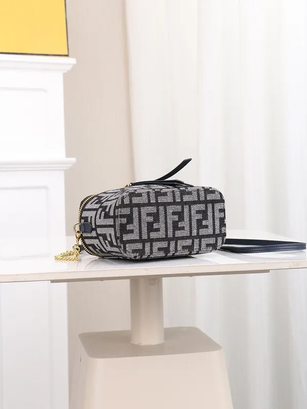 All Categories Fendi Women's Bags (Fendi) Fendi 168