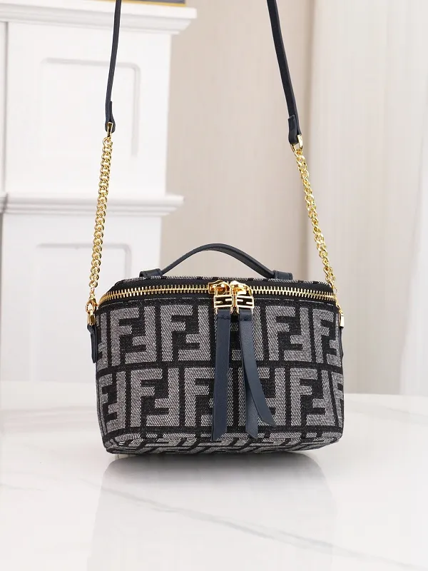 All Categories Fendi Women's Bags (Fendi) Fendi 168