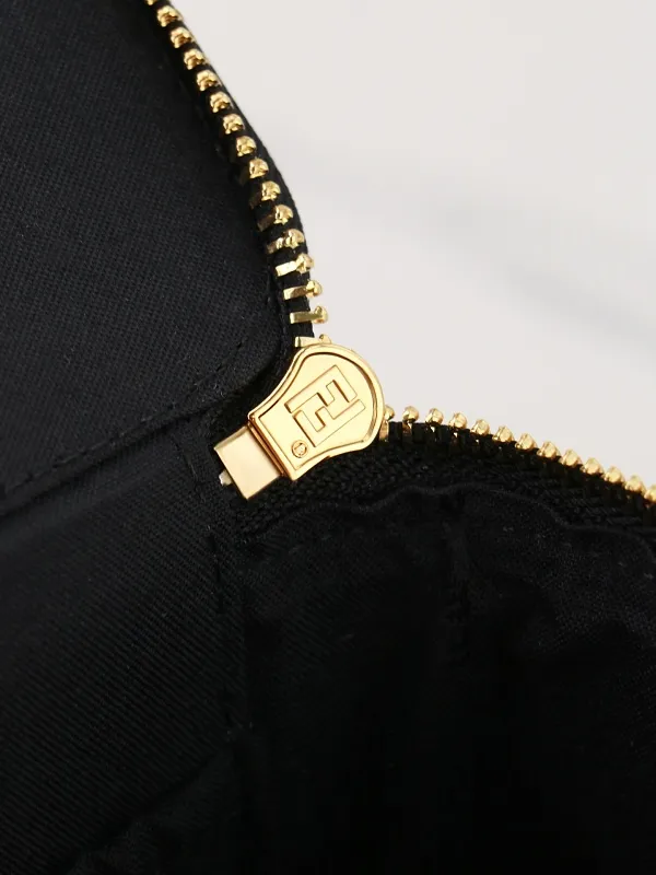 All Categories Fendi Women's Bags (Fendi) Fendi 168
