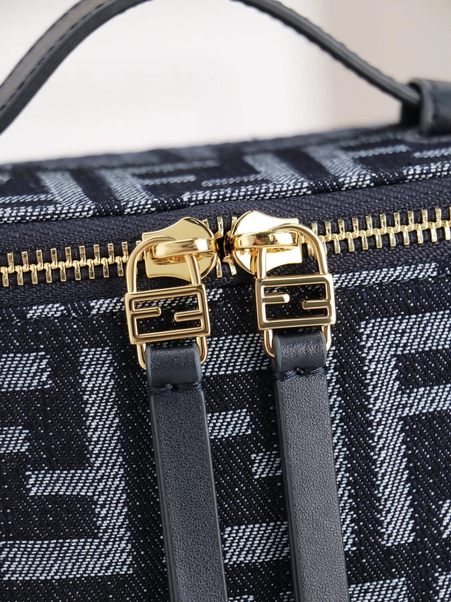 All Categories Fendi Women's Bags (Fendi) Fendi 168