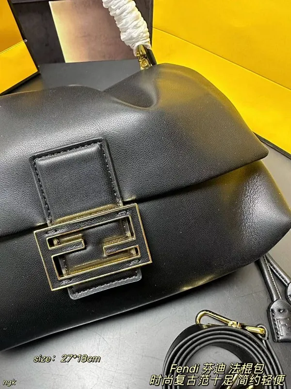 All Categories Official Website "Brand Women's Bags" Women's Bags 💙 FENDI 2025 New Fendi Crossbody Bag