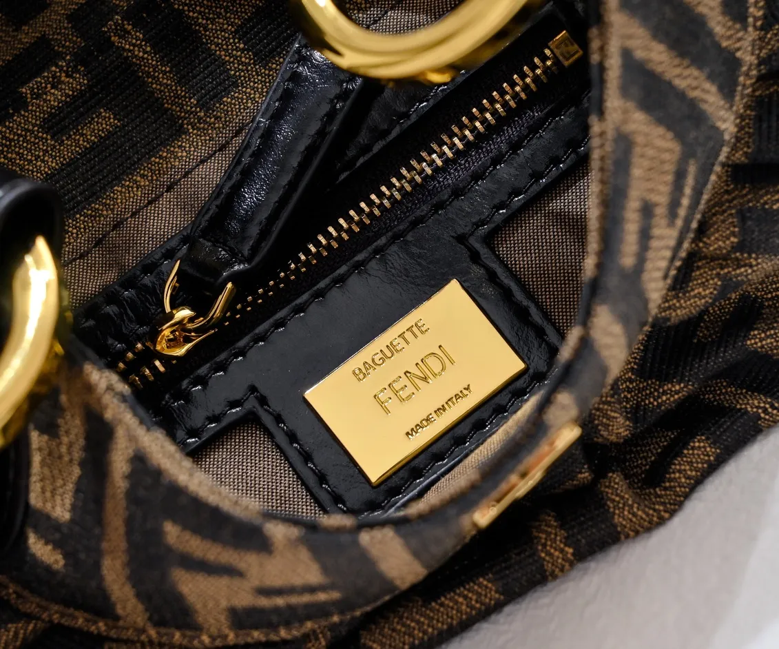 All Categories Fendi Women's Bags (Fendi) Fendi 8958